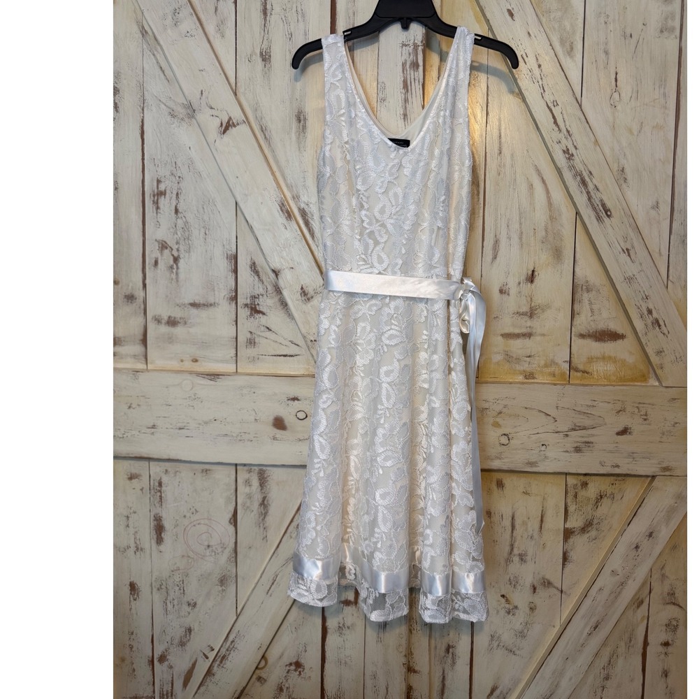 Tahari Arthur S Levine Women's White‎ Lace Dress Size 14 Ivory Cream Knee Length